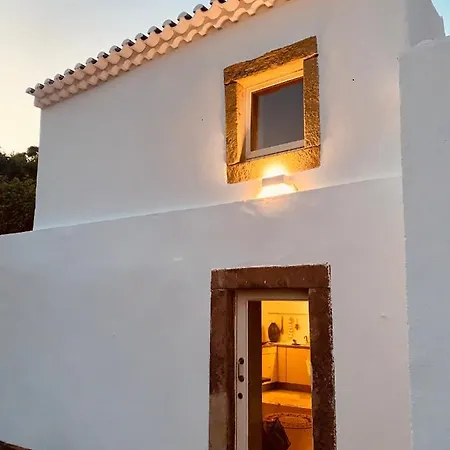 Casa Ruiva no Oeste (Portugal West Coast) *
